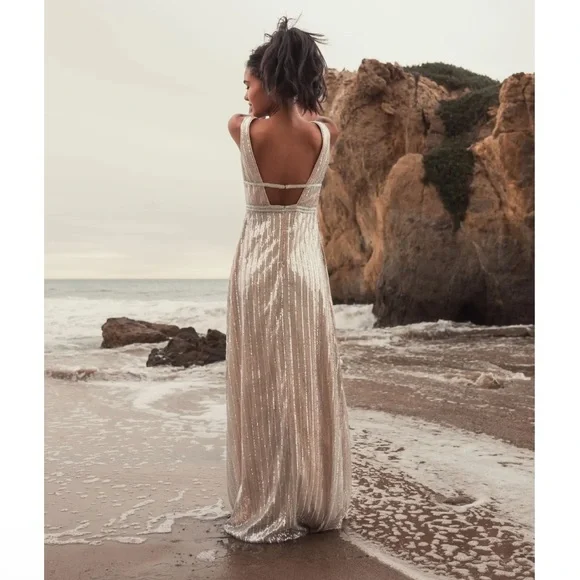 Mac Duggal Silver Metallic Plunge Neck Sequined Gown